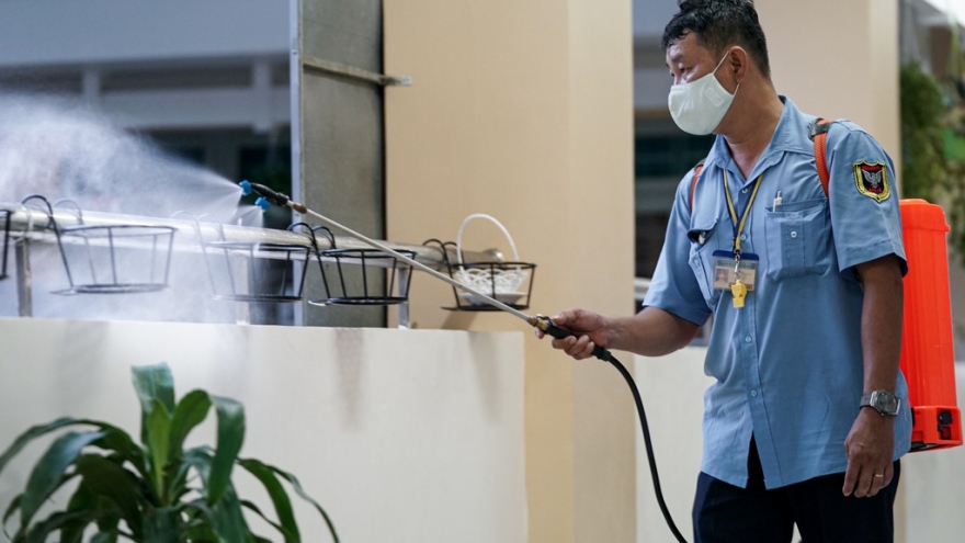 HCM City schools step up disinfection efforts amid COVID-19 fears
